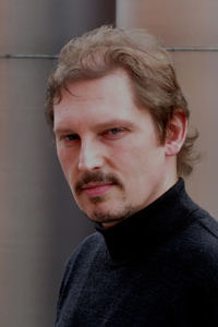 Portrait photo of Oliver Friedrich